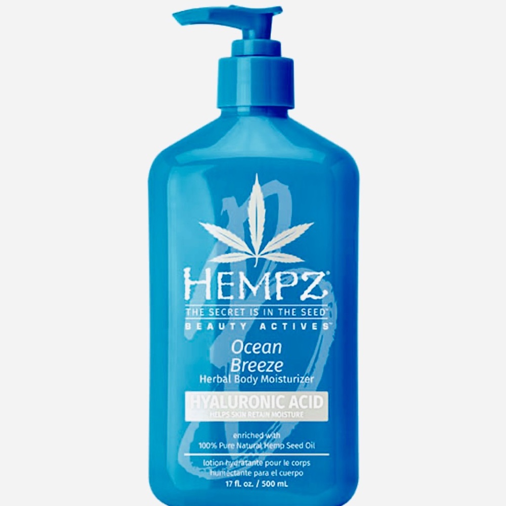 Brand New Just Released ~ Hempz Moisturizer Lotion ~ Ocean Breeze 💙💙